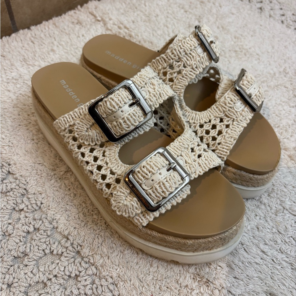 Madden Girl Mythical Platform Sandal - Light Crochet